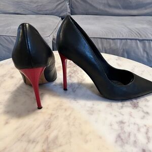 Aldo Stilettos  👠 Red Heels Black Shoe 👠 Fall Or Winter Red